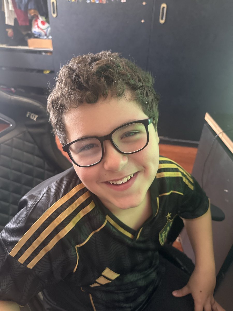 Cida Renault tweet media