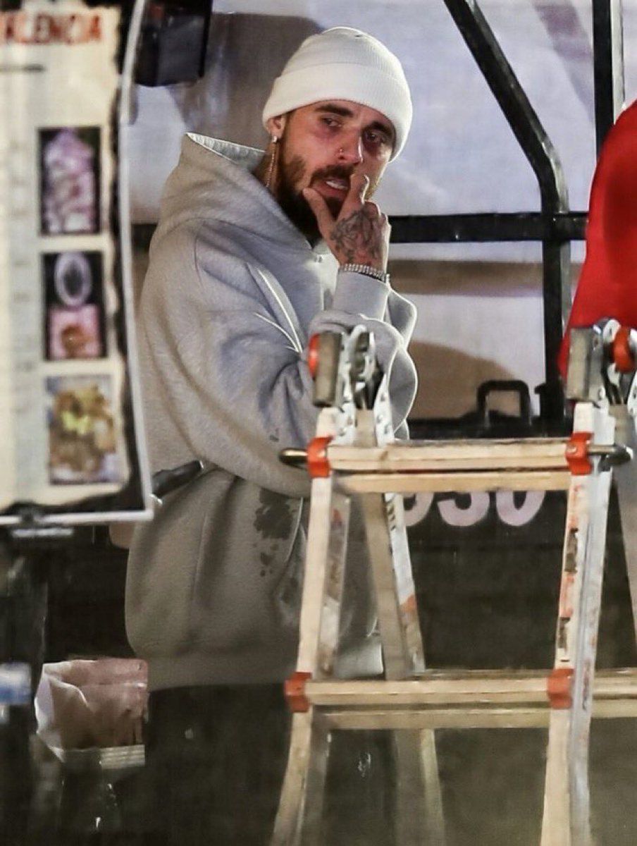 Daily Magazin tweet media