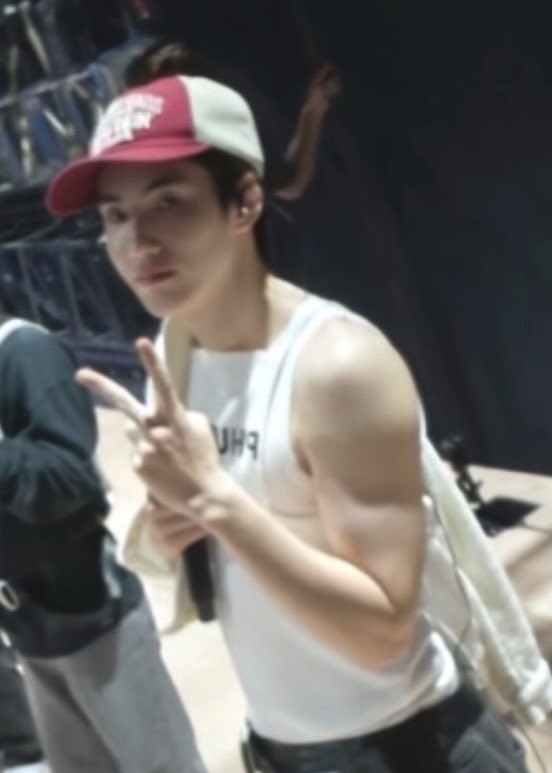 IDEAZ1TiMER tweet media