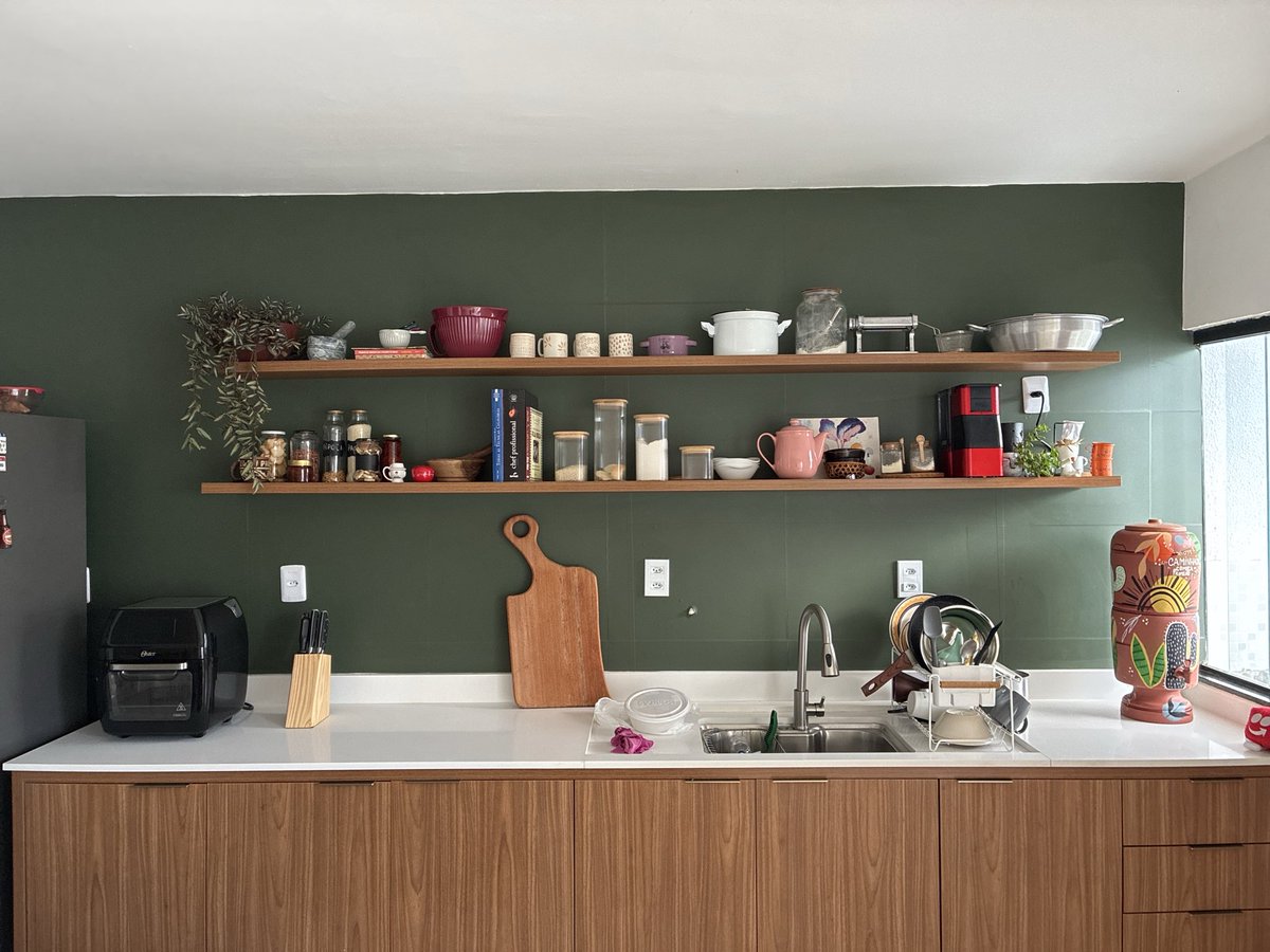 MC12_LEONELA tweet media