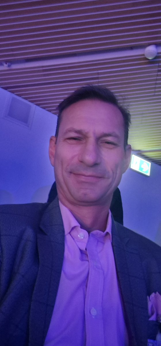 Oliver_Imfeld's tweet photo. 1 1/2 Tage am 360 Grad #Entertainment #Forum in Andermatt, interessante #Referate und ein guter #Austausch mit vielen #Kollegen aus der #Branche, der #smpa von #Verbänden, aus dem #Sport, von #Sponsoren und #Partnern... #entertainmentforum https://t.co/MdsD6YDX8S