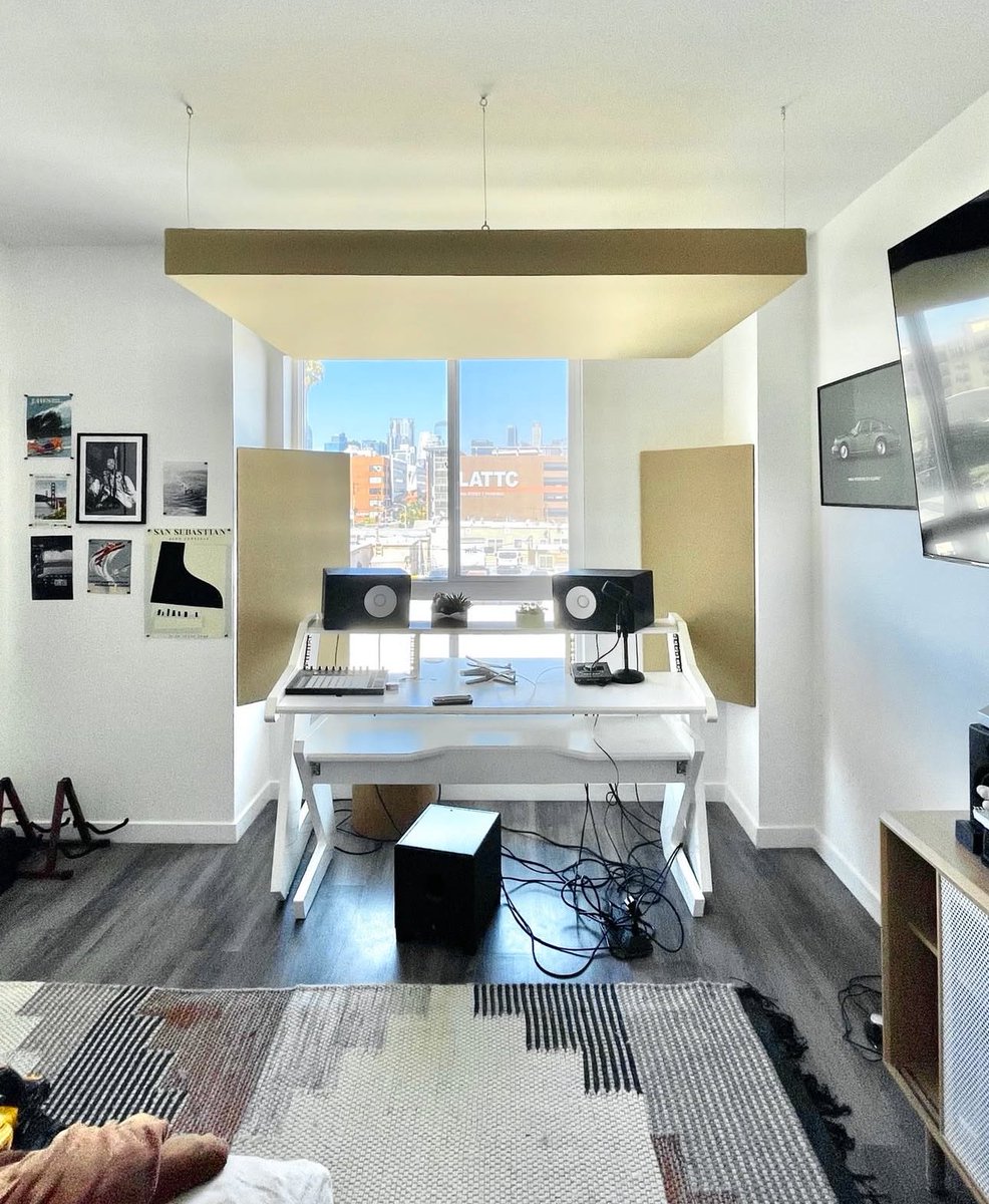 Label Submissions tweet media