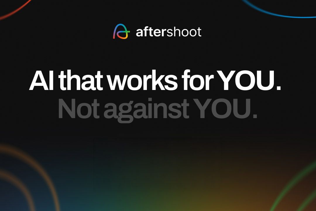 SLR Lounge tweet media