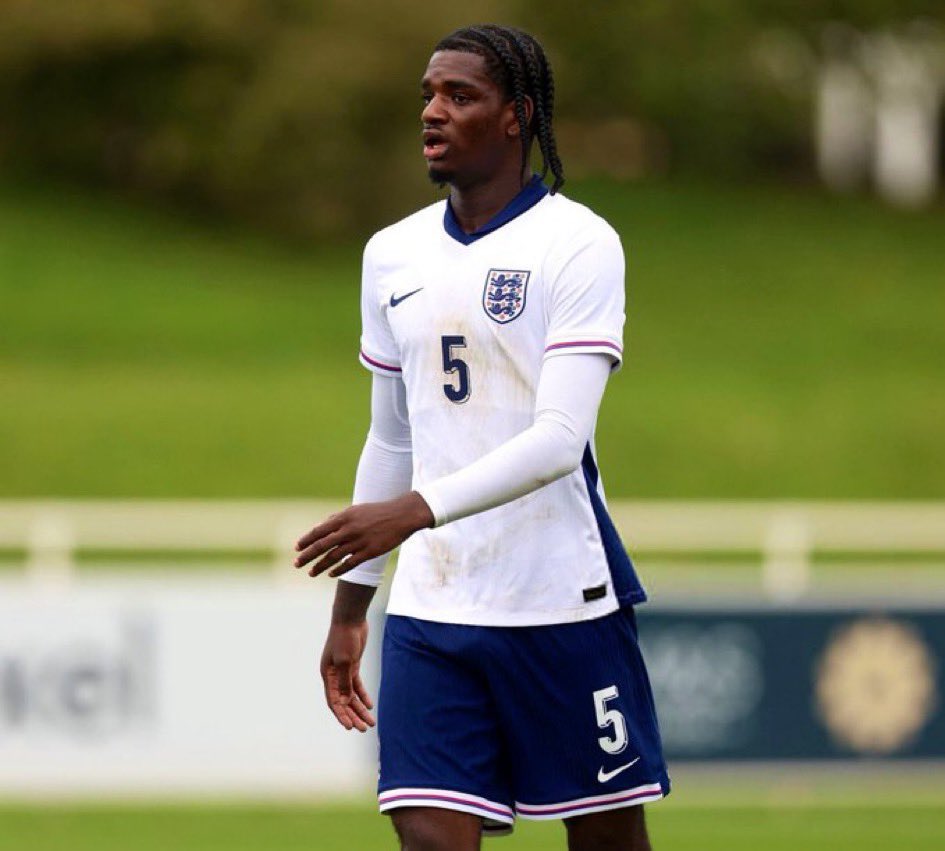 centredevils. tweet media