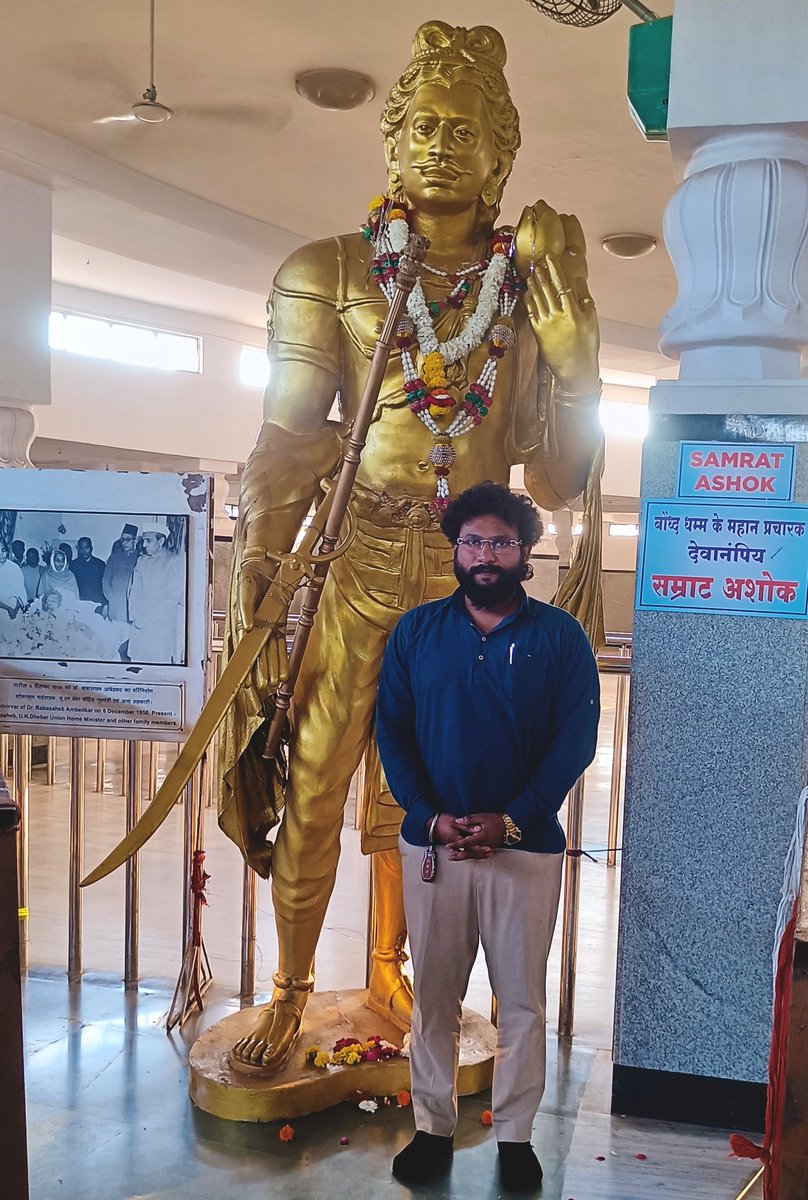 चक्रवर्ती प्रियदर्शी सम्राट अशोक जयंती पर विनम्र नमन ..🙏
अहिंसा, धम्म और मानवता का उनका संदेश आज भी विश्व के लिए मार्गदर्शक है..!
महान सम्राट अशोक जयंती की हार्दिक शुभकामनाएं..!,🌸💐
#AshokaJayanti #सम्राटअशोक #धम्म #Peace #Humanity