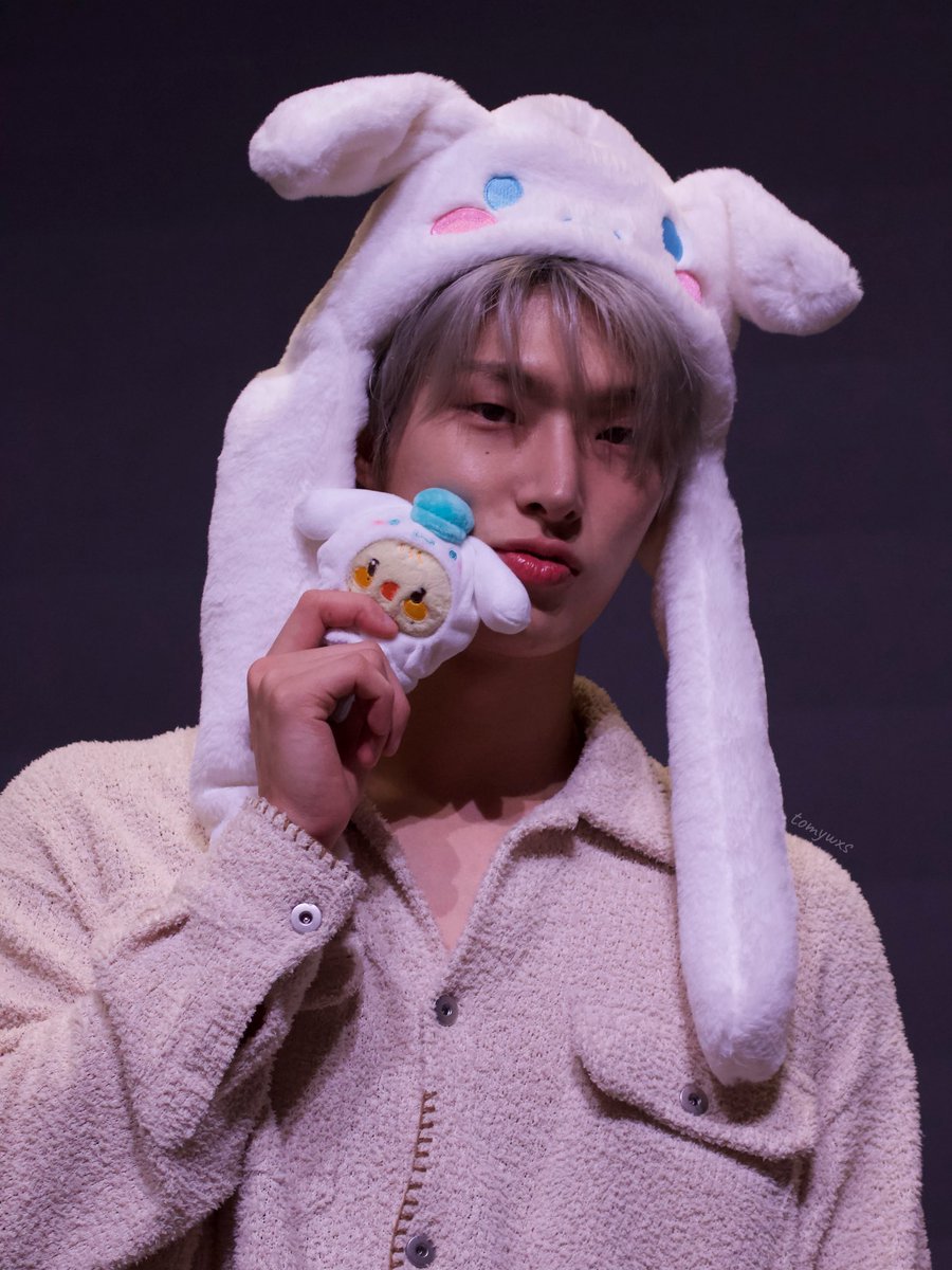 🖤🍋 tweet media