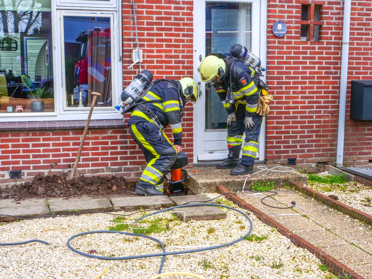Gaslekkage door aanleg van stroomkabel in tuin Joure