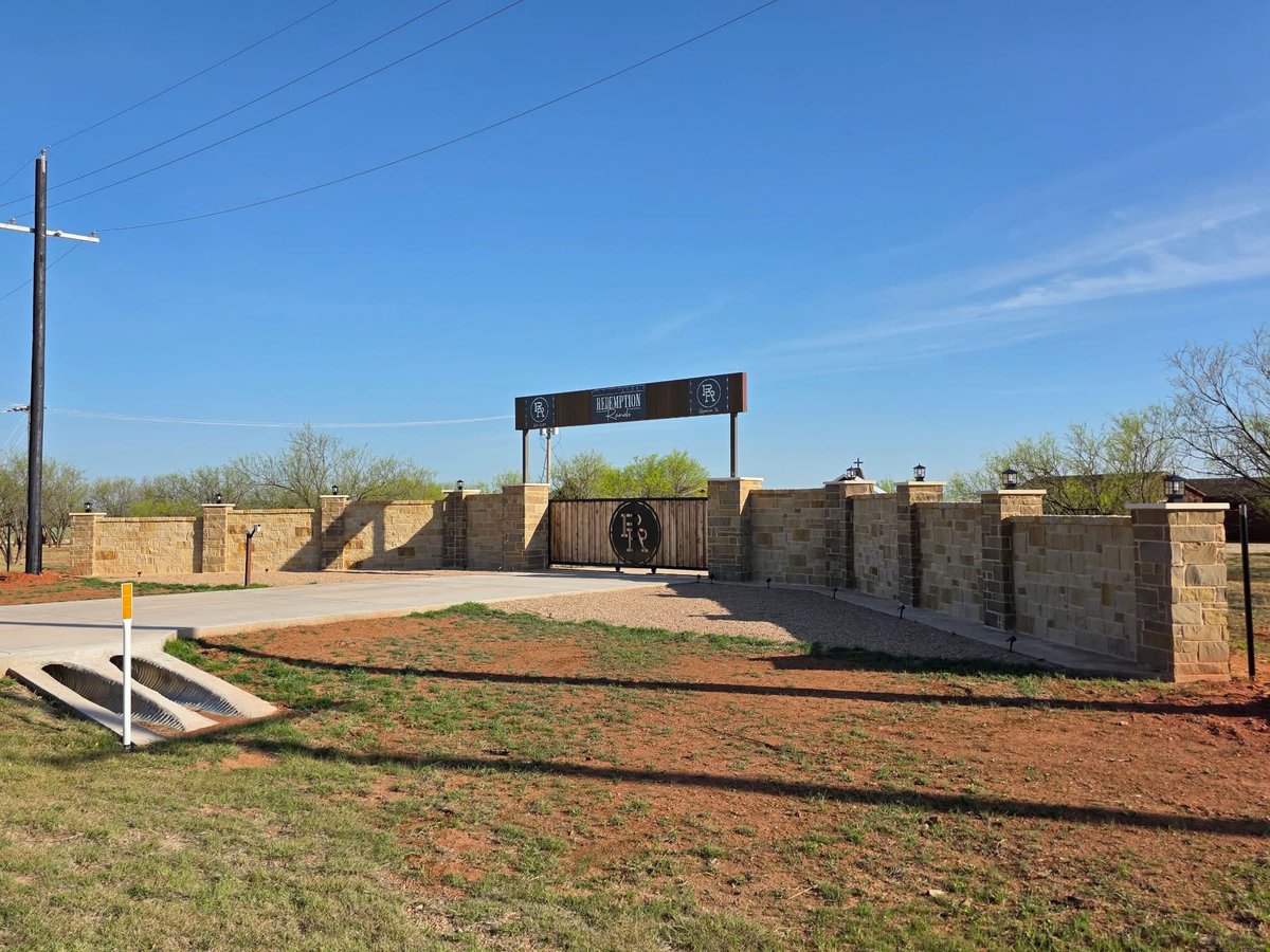 Troy Brewer tweet media