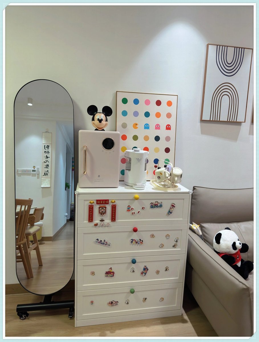 luongo anna tweet media