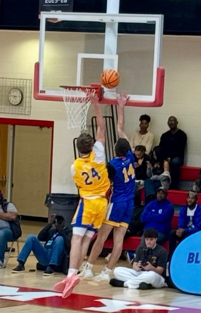 CaravelAcademy's tweet photo. Senior Michael Sheehan played in the Blue Gold Basketball game representing Caravel this past weekend!  He was a great ambassador and scored 15 points.   Congratulations Mike! 

#caravelacademy #caravelfamily #bluegoldbasketballgame #bluegoldbasketball @CaravelMBB https://t.co/DL0oYRQhdv