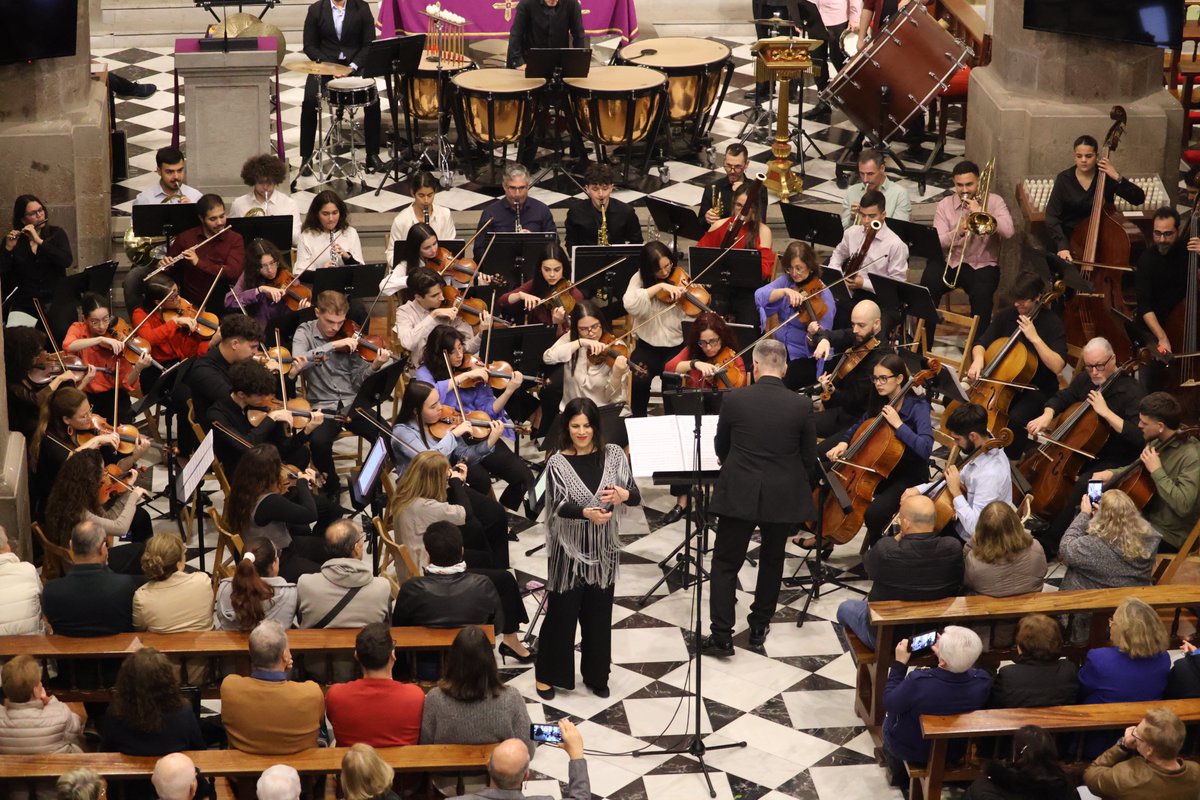 Orquesta Universitaria Maestro Valle tweet media
