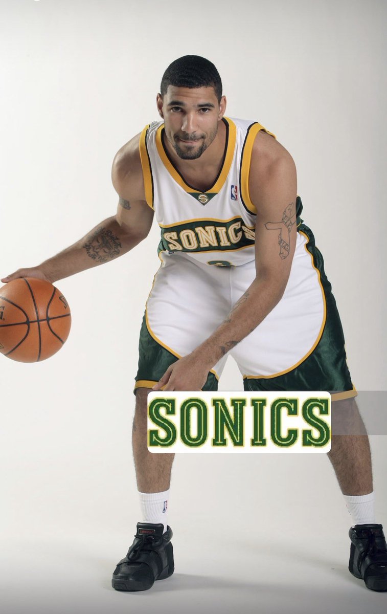 Tre Simmons tweet media