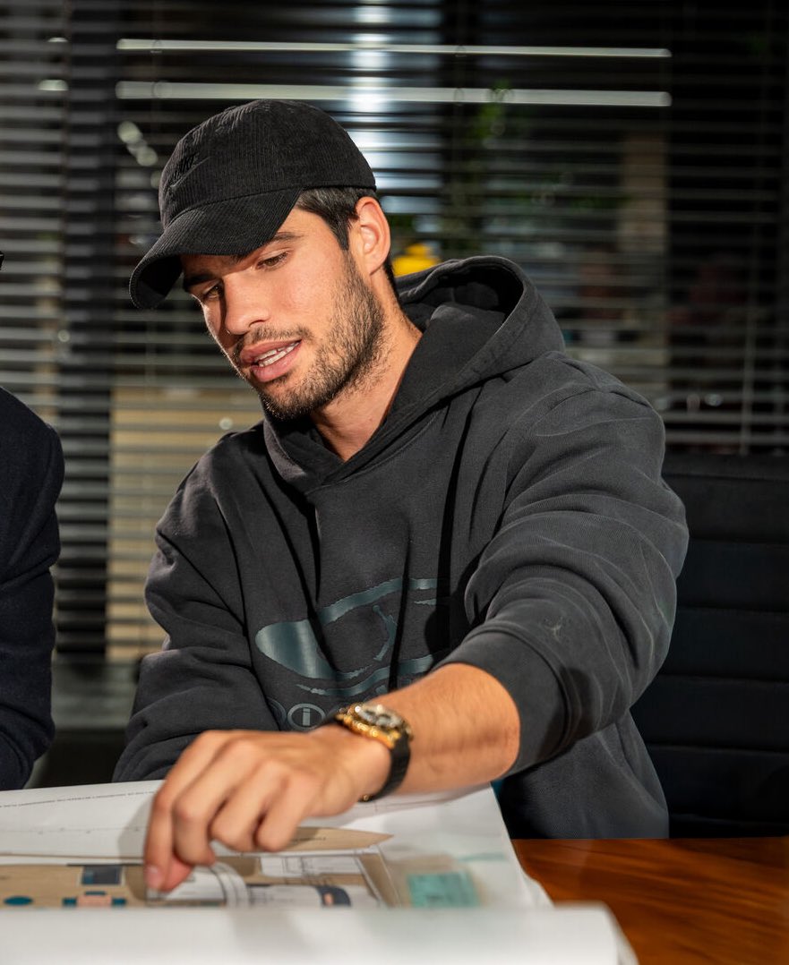 f #7inMelbourne tweet media