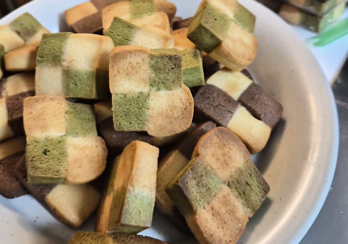 하나코 나나 tweet media