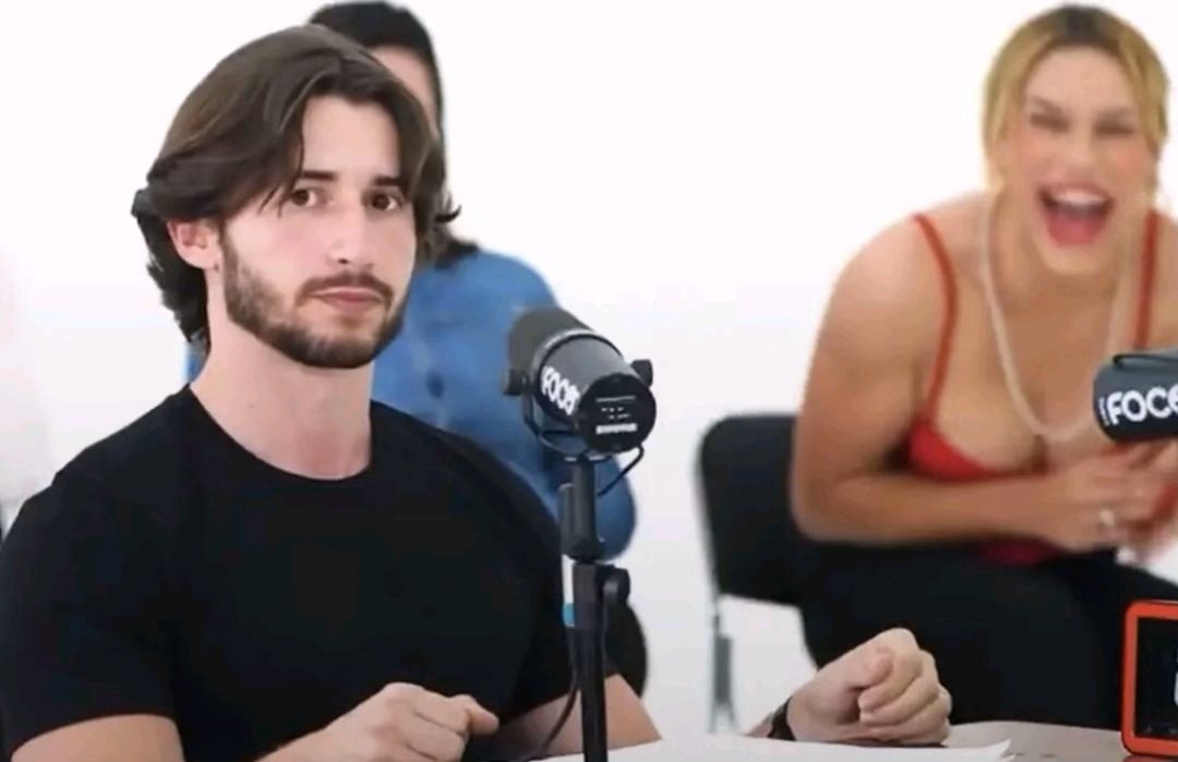 𝘀𝘆𝘃𝗲𝗿𝗮!¡ 🏳️‍⚧️ • HADES OUT NOW 🕯 tweet media