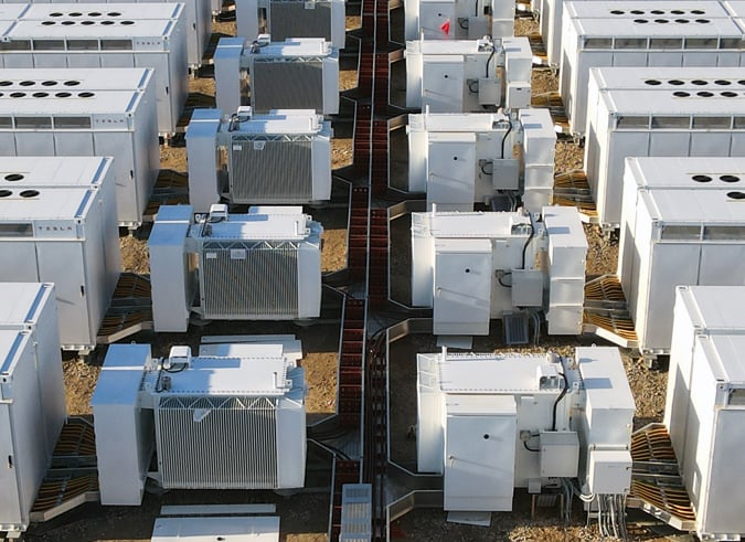 SnakeTray's tweet photo. Cabling a BESS isn’t one-size-fits-all.

From site conditions to cable routing, every project is different. Our latest blog covers key civil, structural, electrical, and O&amp;M considerations to help you get it right.

https://t.co/iX8BIslAc9

#Solar #EnergyStorage #BESS https://t.co/JRiLjttnqT