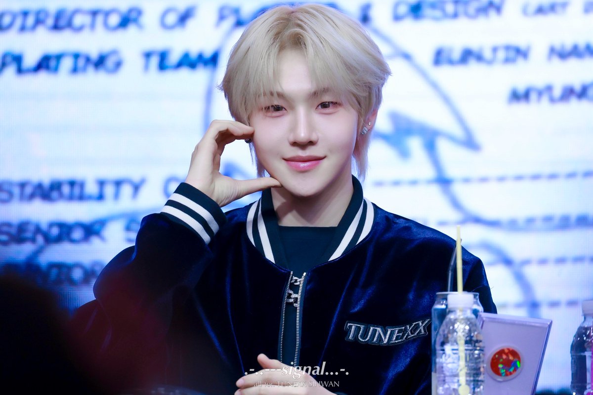 𝘴𝘪𝘨𝘯𝘢𝘭 tweet media