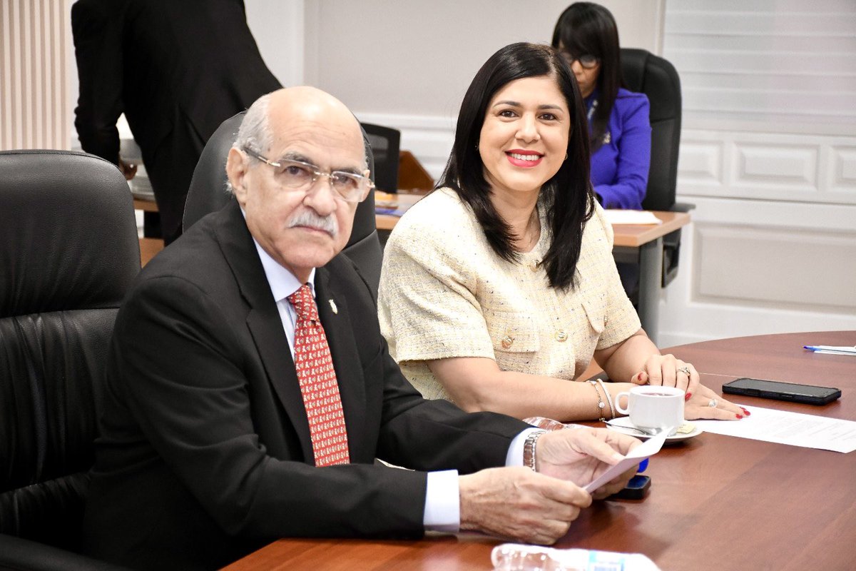 Hoy, en la Comisión de Deportes del Senado, aprobamos importantes resoluciones que impactarán positivamente nuestras provincias.

Además, dejamos en agenda el análisis de varios proyectos de ley, incluyendo iniciativas que hemos sometido.