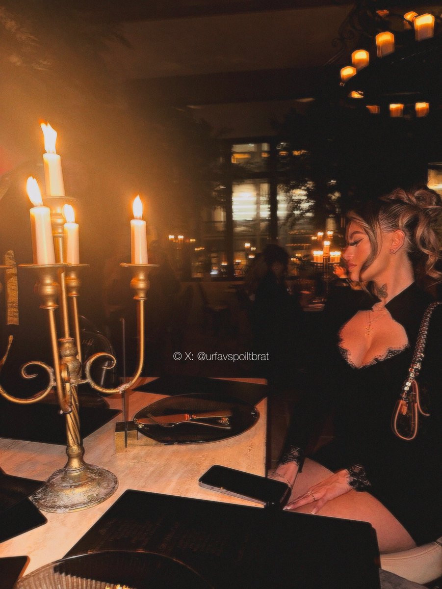 urfavspoiltbrat's tweet photo. Candlelight dinners on your dime, because I only dine in luxury 😘✨ https://t.co/CX2yYCiZiV