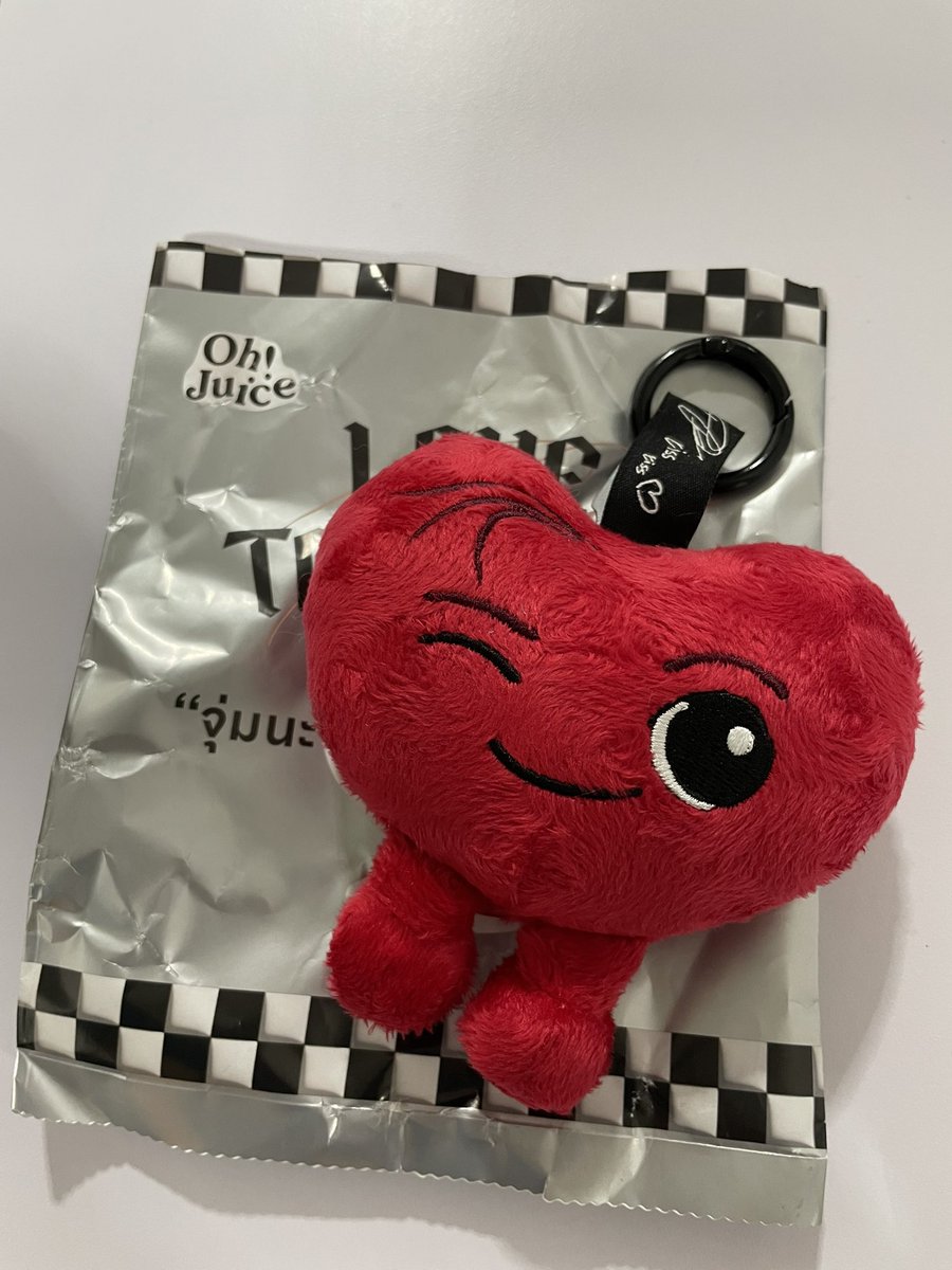 wahneun's tweet photo. สุ่มแจก น้องน่ารัก สีแดง 1 ตัวค่า รีอย่างเดียว ประกาศผลวันศุกร์ค่า

#OhJuicexPondNaravit 
#ppnaravit https://t.co/KOVjOJPVw4