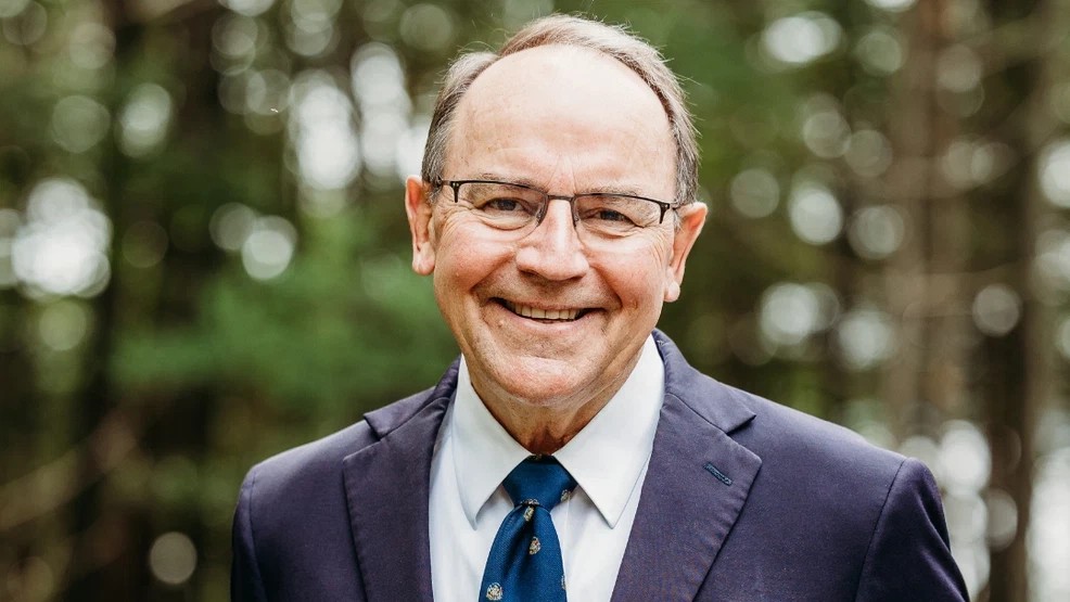 Political Polls tweet media