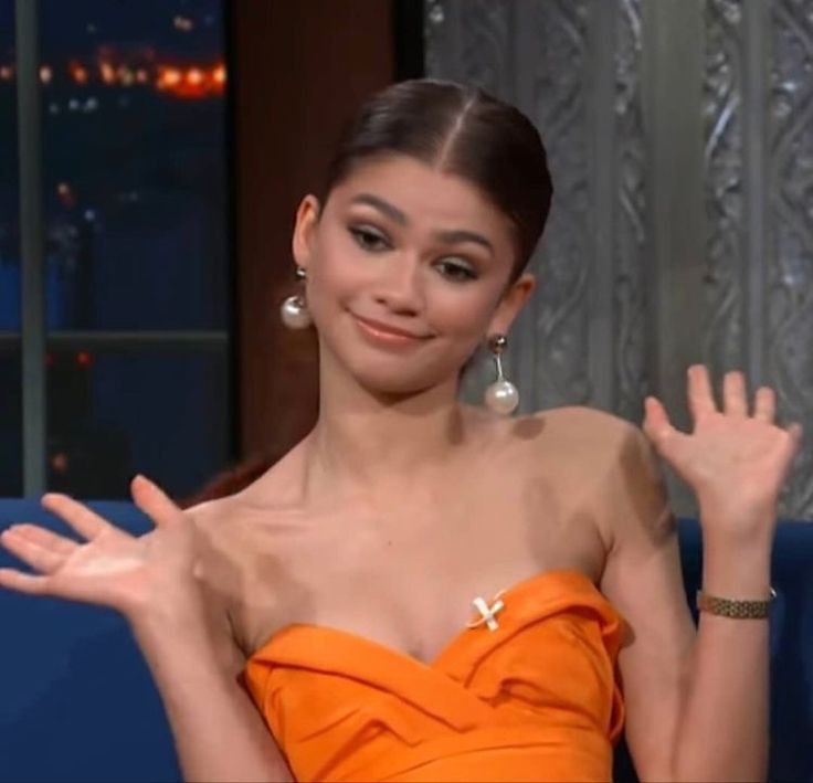 Zoya🕊️ tweet media