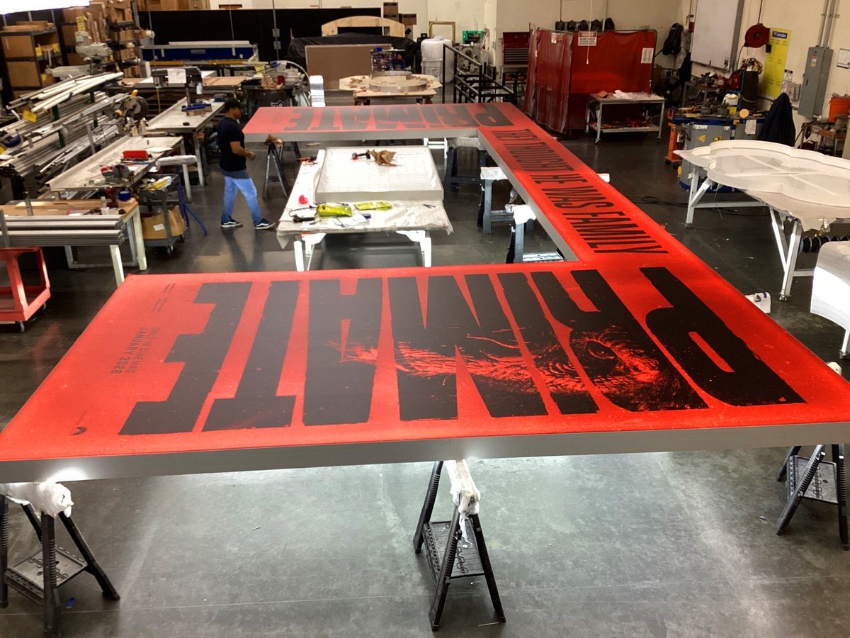 DAndreaVisual's tweet photo. Structure first. Light second. Graphics that finish the job.
These LED frames turn simple builds into high visibility moments.

#IlluminatedGraphics #EventDisplays #PrintProduction https://t.co/itEWZKzxOt