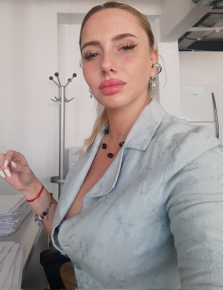 ╰🎀𝔻𝔸ℕ𝔸🎀╯ tweet media