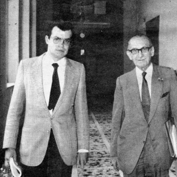 Ρεπλικα tweet media