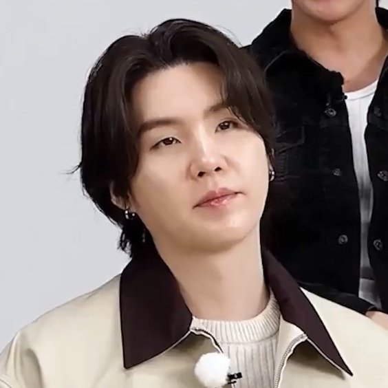 lola ♡ ARIRANG tweet media