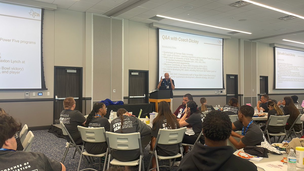 Coach Darnell @ C-High tweet media