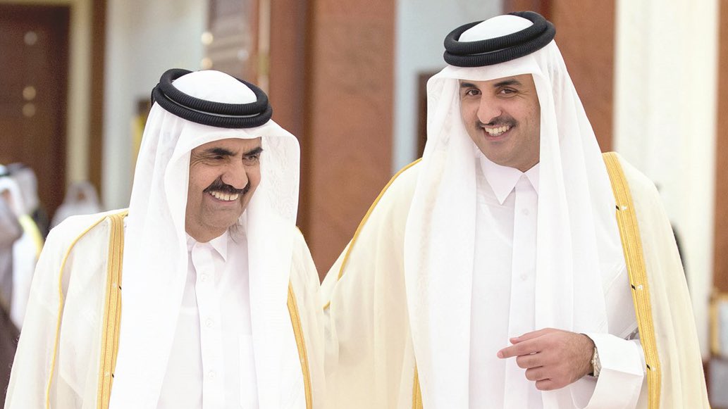 من عهد الشيخ حمد، إلى عهد الشيخ تميم بن حمد الذي واصل المسار بثبات..

لم تكن قطر يوماً دولة تبحث عن السلامة على حساب الحق، بل كانت حاضرة حيث يجب أن تُقال الكلمة وتُحفظ الكرامة.

في زمن تتبدل فيه المواقف، بقيت قطر كعبة للمظلوم، وتدافع عن قضايا الأمة، وتدفع ثمن مواقفها دون تردد.