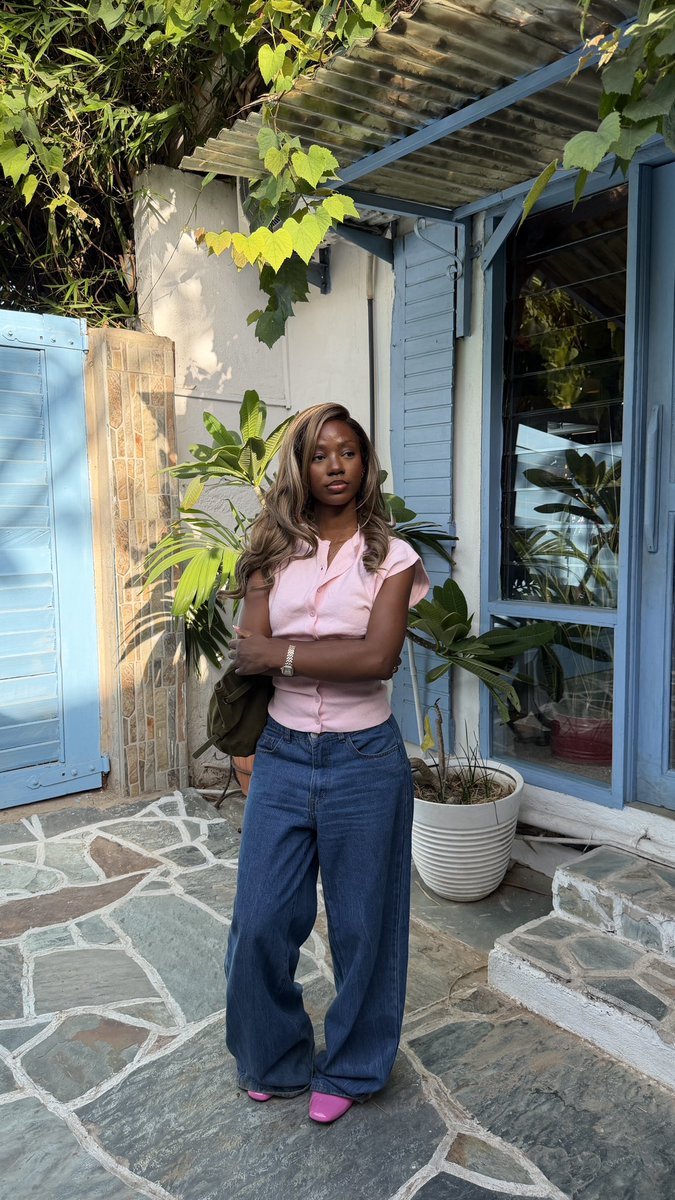 MissEnny tweet media