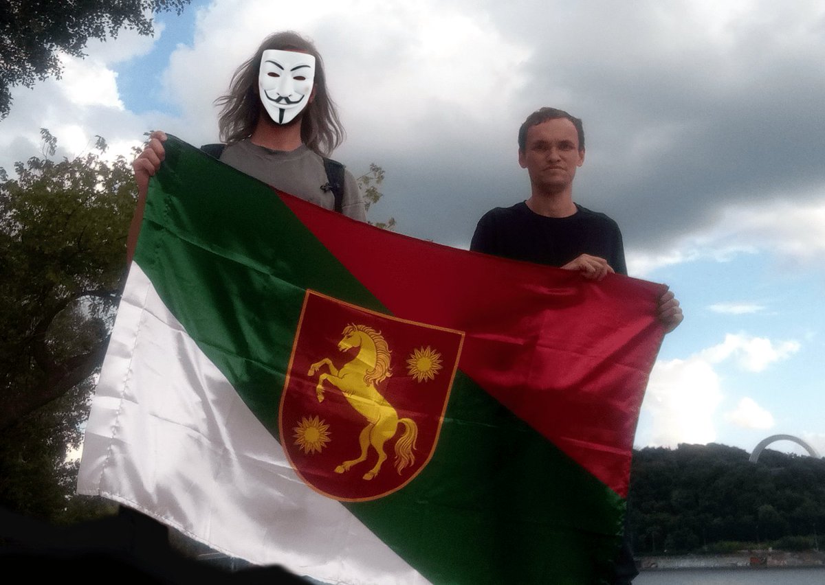 severia_sev's tweet photo. Кто мы?
Мы Представительство Национальной Освободительное Движение Северский Край выступаем от имени народа Северии и боримся за свободу и независимость Северии!

Полные данные:
https://t.co/LHZu6fJe7B https://t.co/OCGVqoopw3