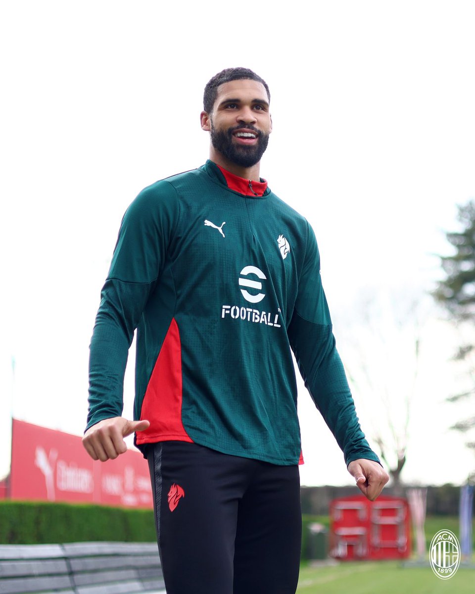 AC Milan tweet media