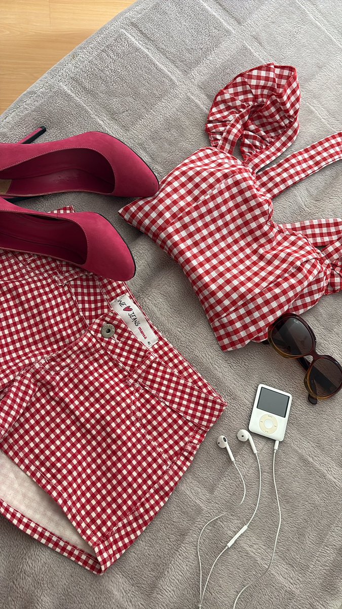 isadora , disco occasionally tweet media