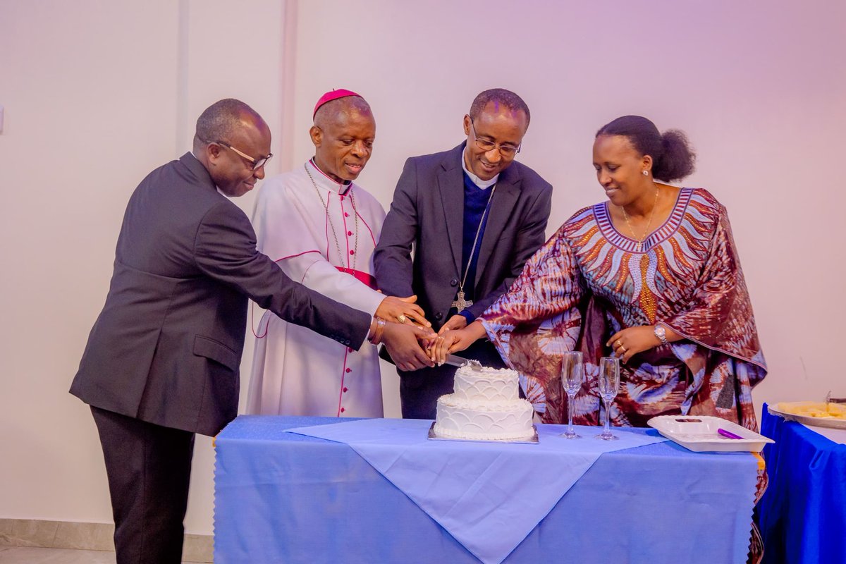 Musenyeri Edouard SINAYOBYE, Umwepiskopi wa Diyosezi ya Cyangugu ...