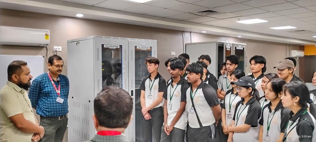 stpi_kolkata's tweet photo. Industrial Tour: Students from the Dept. of Computer Science, ATTC Bardong, Sikkim, visited STPI Kolkata today, gaining industry exposure and insights into innovation, technology, and entrepreneurship. #ATTC #STPIINDIA #TechTour https://t.co/abJvBnlyJZ