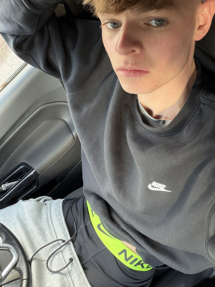 Verse 19 tweet media