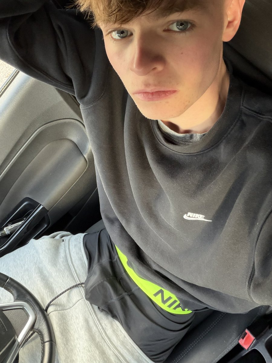 Verse 19 tweet media