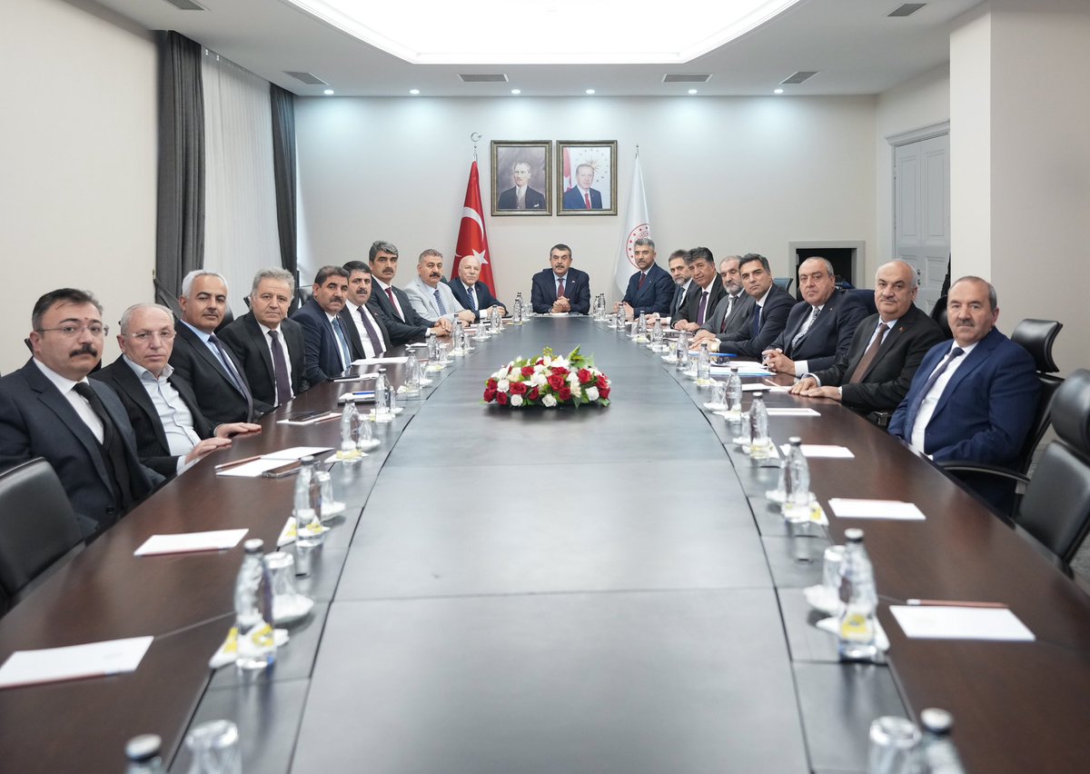 Mehmet SEKMEN tweet media