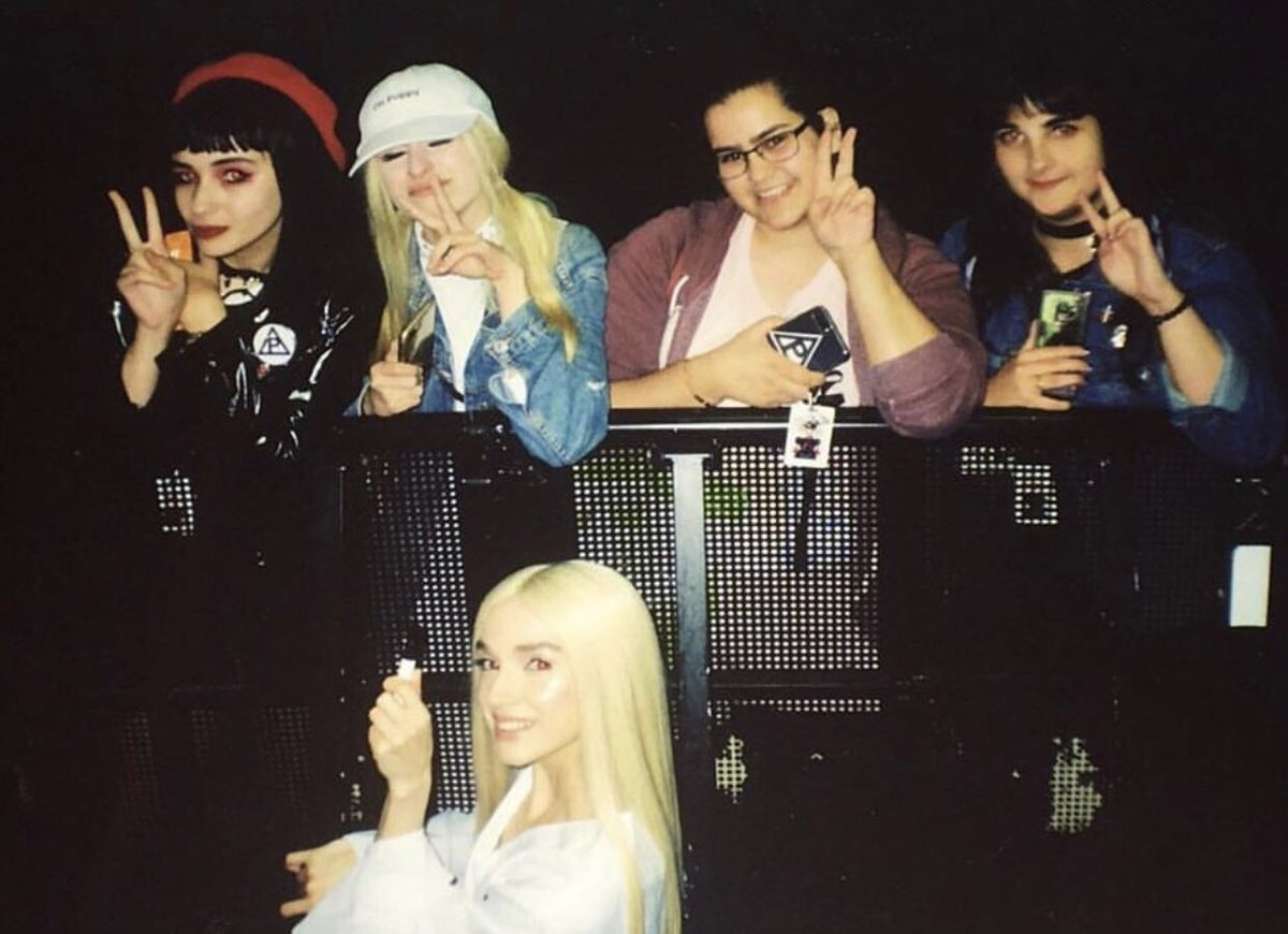 ✞ⓈⓄⓅⒽⒾⒶ✞ tweet media