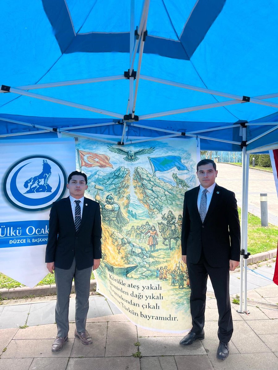 du_ulkuculeri's tweet photo. Ülkü Ocakları Düzce İl Başkanlığı Üniversite Birimi olarak Nevruz Bayramı’nı büyük bir coşku ve heyecan içerisinde kutladık. Birlik ve beraberliğimizin pekiştiği, köklü kültür ve geleneklerimizin yaşatıldığı bu anlamlı günde, ülküdaşlarımızla bir araya gelmenin gururunu yaşadık. https://t.co/UCzGDrJrGn