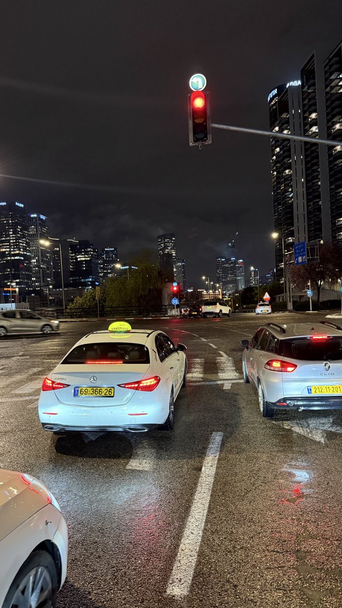 qllilc_'s tweet photo. תל אביב ⚠️ https://t.co/uadOec0wLF
