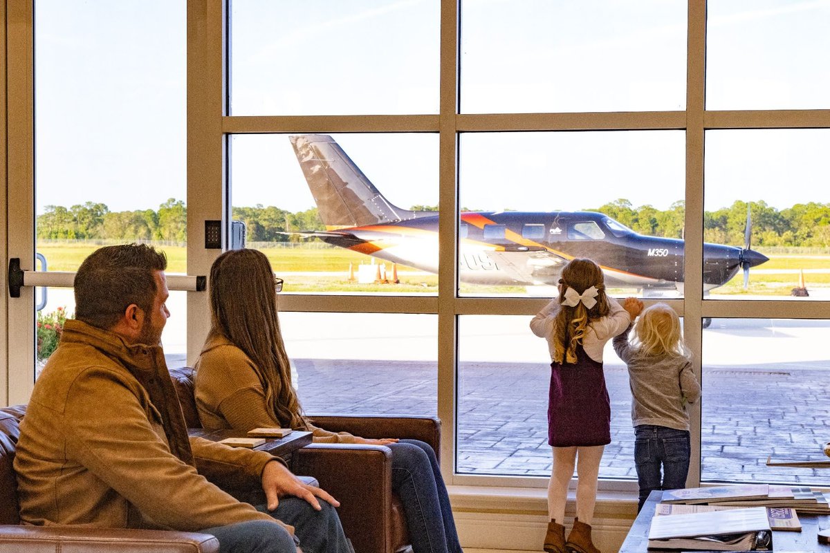 piperaircraft's tweet image. Proof the best moments are shared with Piper. 

A first look, a shared moment, a growing passion for flight. Elevate your next journey. Visit Piper.com  to learn more.

-
#PiperAircraft #FreedomOfFlight #FlyPiper #Aviation #Aircraft