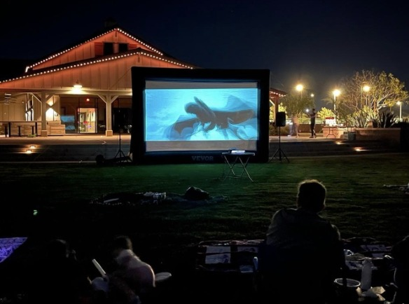 fultonhomes's tweet photo. Cool evenings, good company, and memories made close to home. At Barney Farms, families gathered for Astronomy in the Park and Movie Night. From stargazing to sharing laughs under the stars, it’s these simple moments that make community life special. https://t.co/A4BtgNNMrR