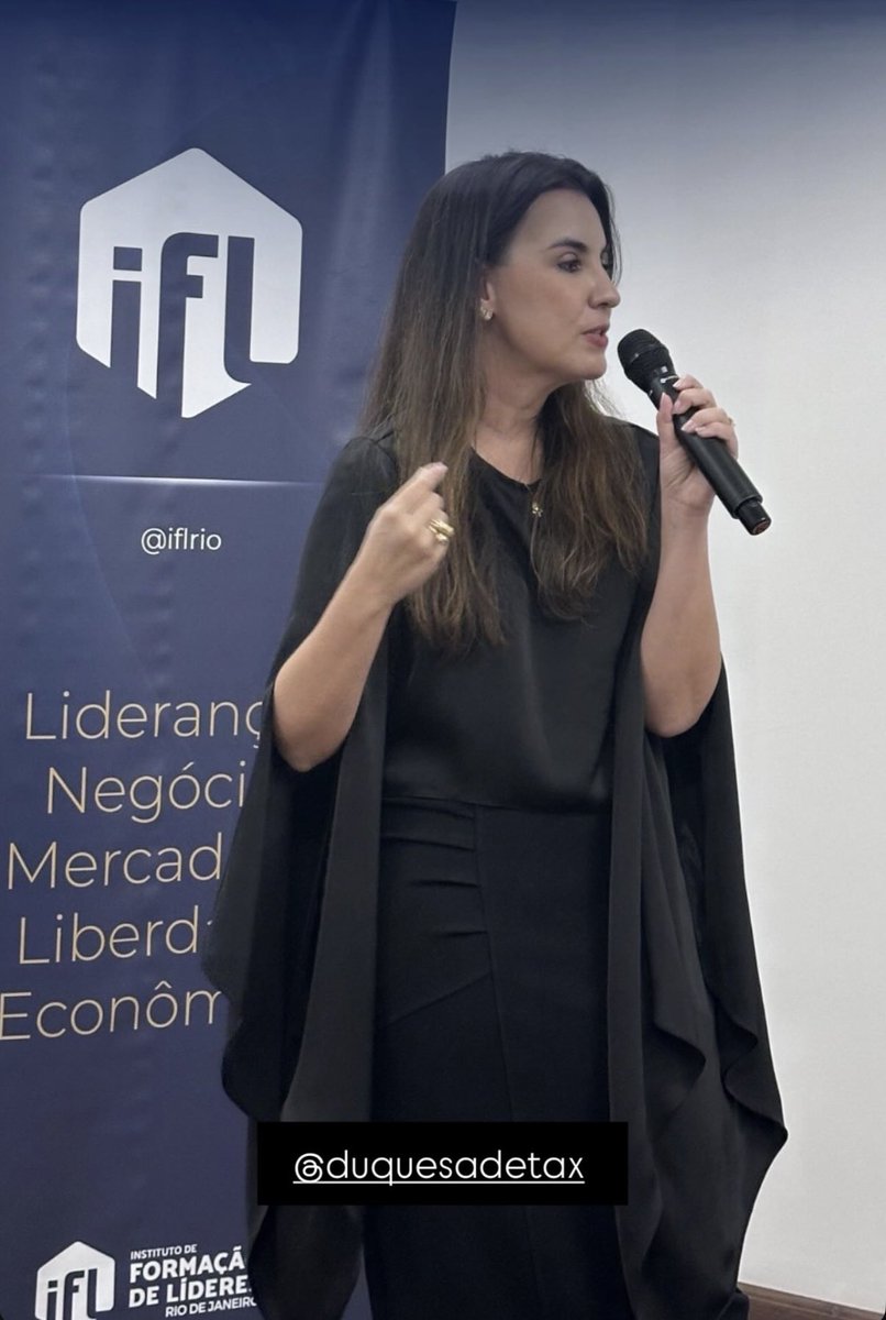 Maria Carolina Gontijo tweet media