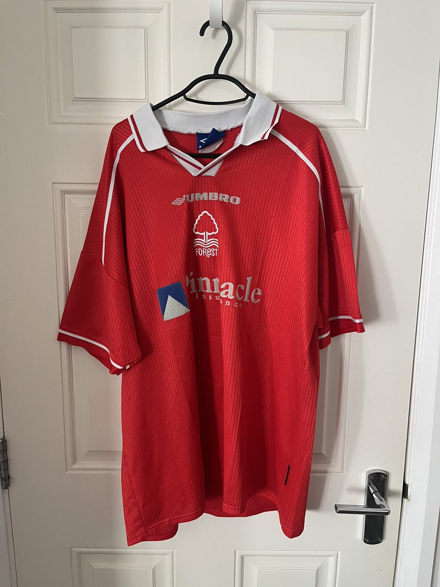Nottsclassics's tweet photo. Forest shirts for sale some 90s beauty’s . Dm me if interested.
All XL except the 92/93 which is 2XL..

#Shirtsale 
#NFFC https://t.co/EZ79pijbbT