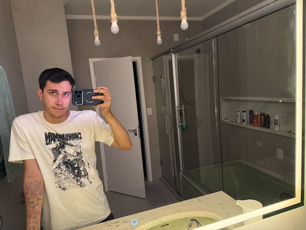 gui.lher.me ¹²⁷ tweet media