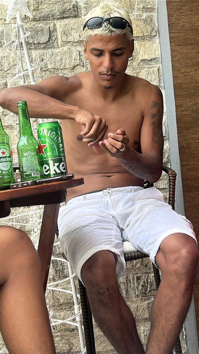 Que se foda o amor, o amor não paga as conta 🔥👻❤️